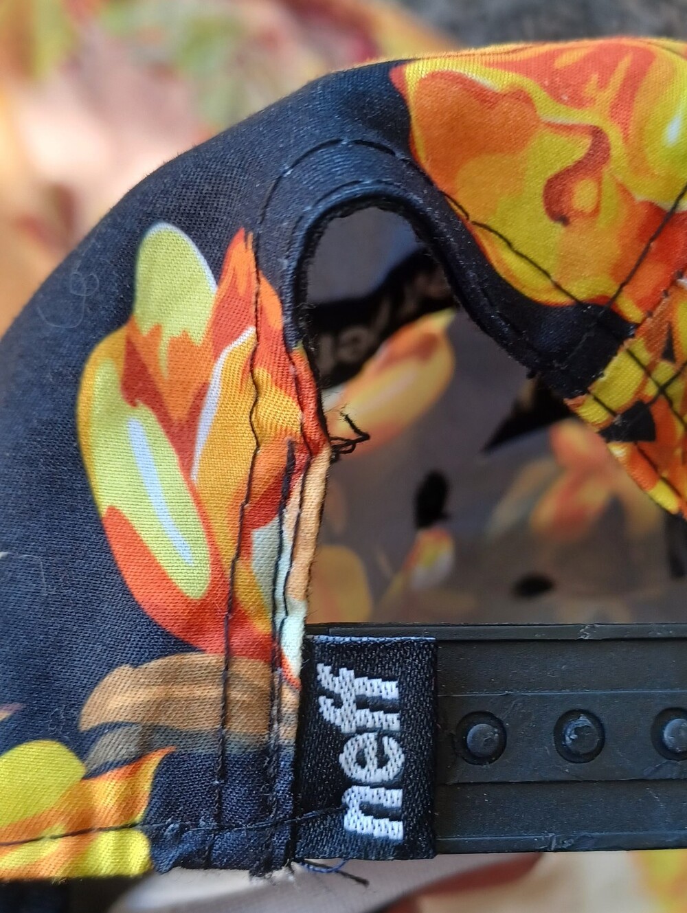 Neff women's orchid snapback skater hat looks awesome